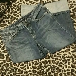 Banana Republic Stretch Jean Capris Medium Wash